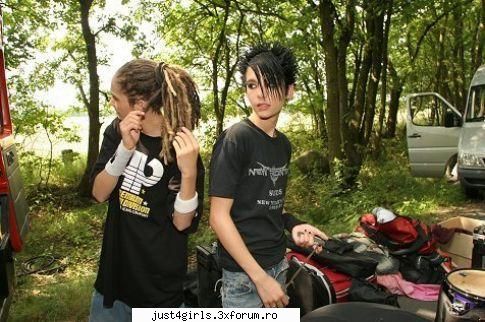 t:bill..ia uita-te putin...am cv in mah in sigur??eu smt k se mishk cv... have fun with tom